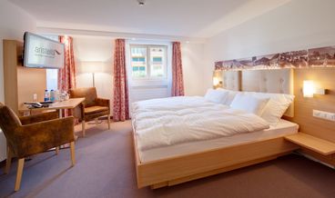 Bild von Double Room, Bathtub, View (Modern)-1 Double Bed Non Refundable Free WiFi Free breakfast