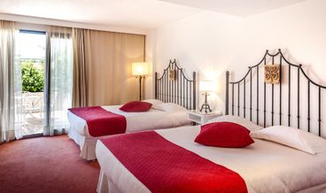 Bild von Superior Triple Room-2 Double Beds Non Refundable Free WiFi