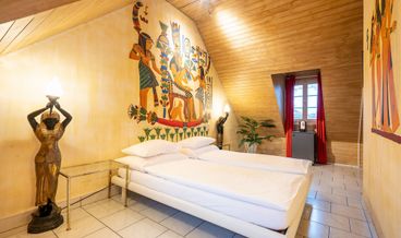 Bild von Symphony Room-1 Queen Bed Non Refundable Free WiFi