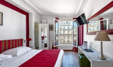 Bild von Standard 2 persons with View on the Arc de Triomphe - non refundable