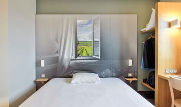 Bild von Double Room, Accessible, Non Smoking-1 Double Bed Free WiFi Free self parking