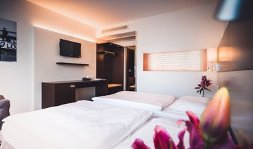 Bild von Comfort Room, 2 Twin Beds, Non Smoking-2 Twin Beds Free WiFi Free self parking