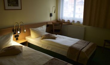 Bild von Double Room-1 Double Bed Non Refundable Free WiFi Breakfast buffet