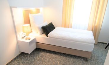 Bild von Double Room-1 Queen Bed Non Refundable Free WiFi Free self parking