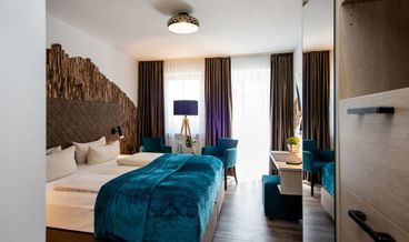 Bild von Deluxe Double Room-1 King Bed Non Refundable Free WiFi Free self parking Free breakfast