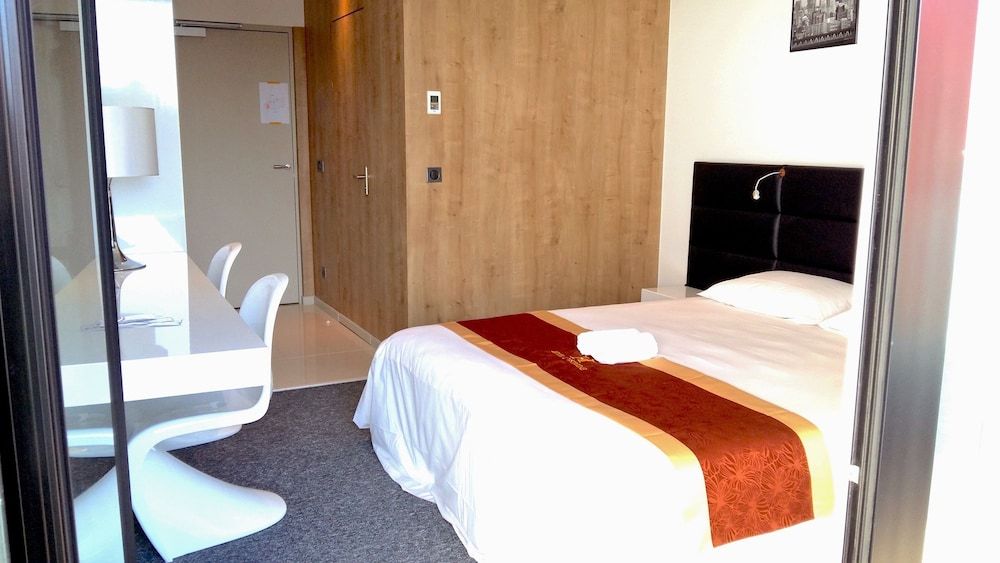 Bild von Standard-Doppelzimmer, mit Bad