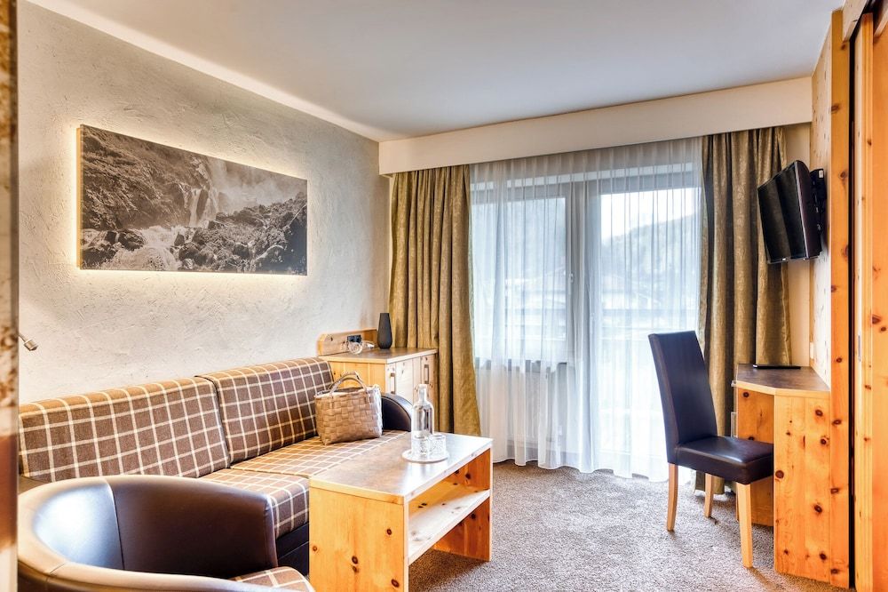 Bild von Zirbensuite mit Balkon