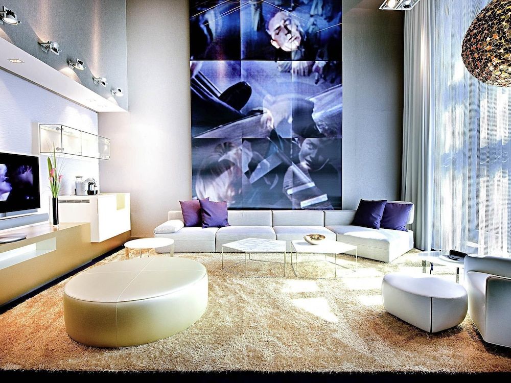 Bild von IMPERIAL SUITE - King Size Bed - Glamorous New Hollywood Look