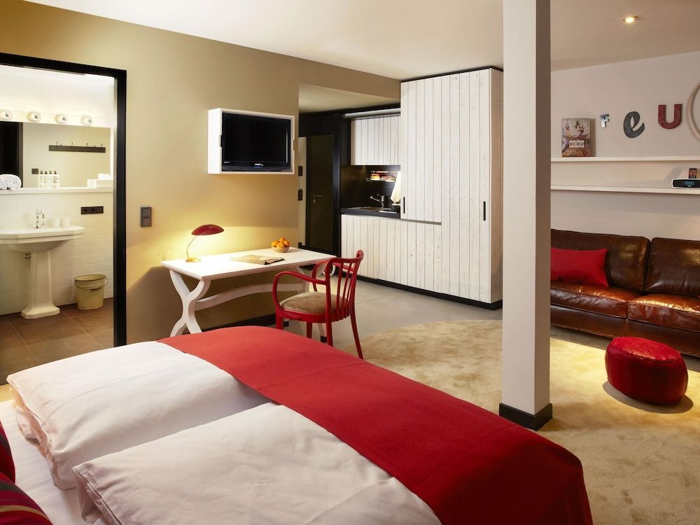 Bild von Gigantic Room
