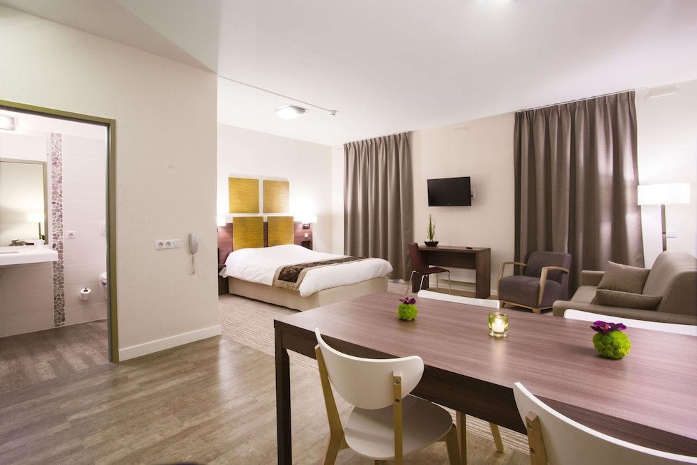Bild von Superior-Zimmer, 1 Doppelbett und Schlafsofa