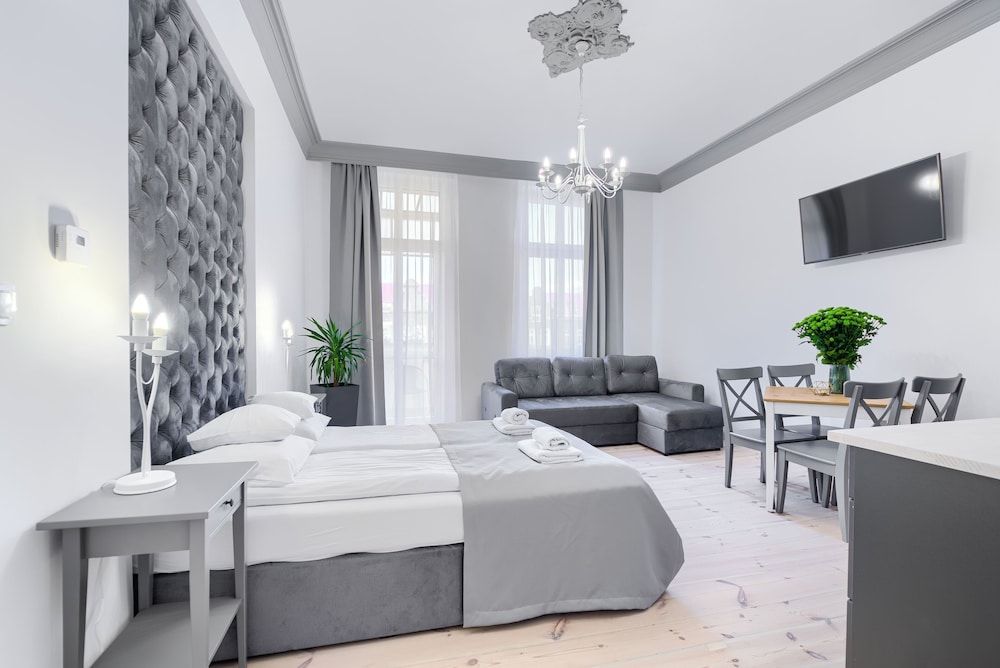 Bild von Studio Apartment with Balcony