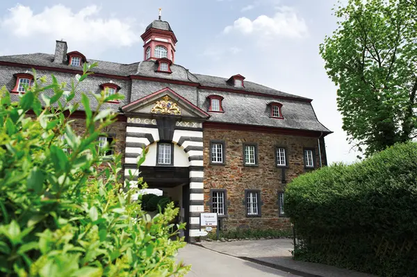Schloss Burgbrohl - Komfortzimmer - FRONT