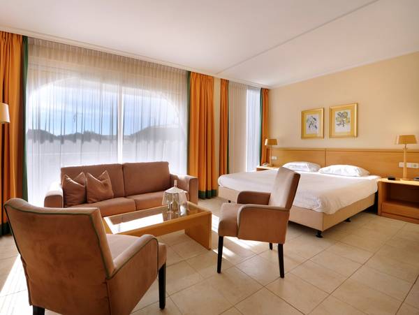 Van der Valk Hotel Barcarola - Luxus Zimmer mit Balkon