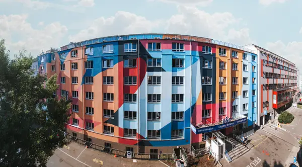 a&o Wien Hauptbahnhof - Sparfuchs Special - FRONT