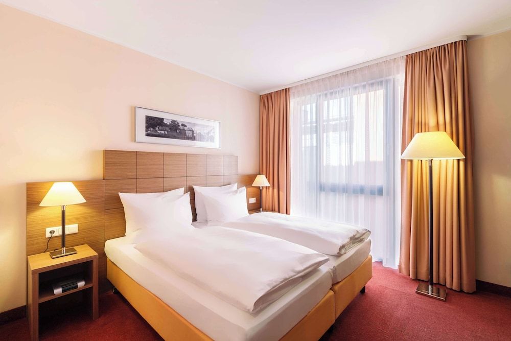 Bild von Suite, 1 Doppelbett, Kühlschrank (Separate Living Room;with Sofabed)