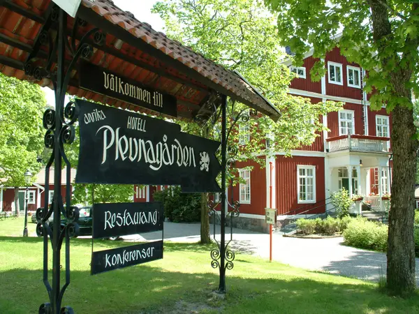 Hotell Plevnagården - Sparfuchs Special - FRONT