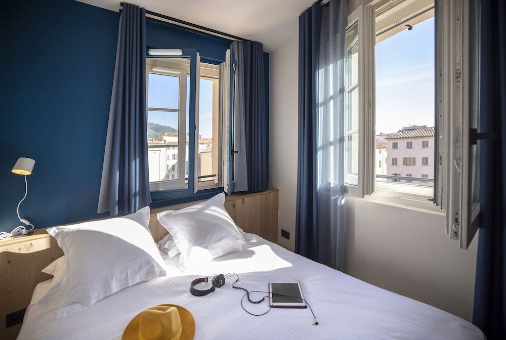 Bild von Chambre Skipper avec accès  rooftop et bassin