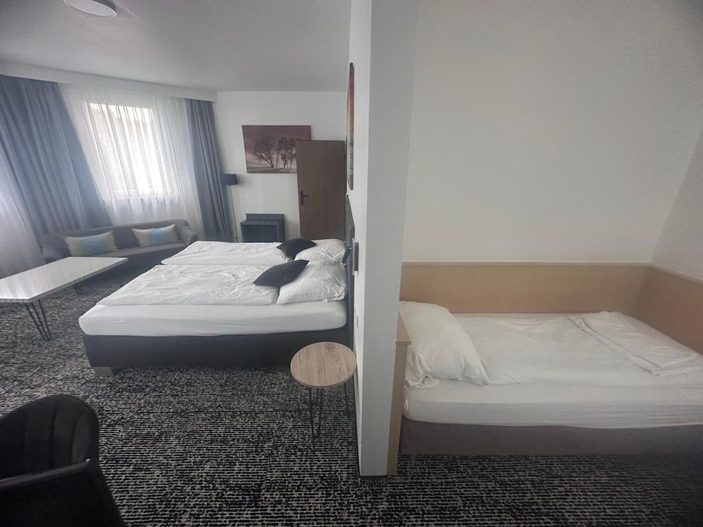 Bild von Familien-Dreibettzimmer, Mehrere Betten, Flussblick