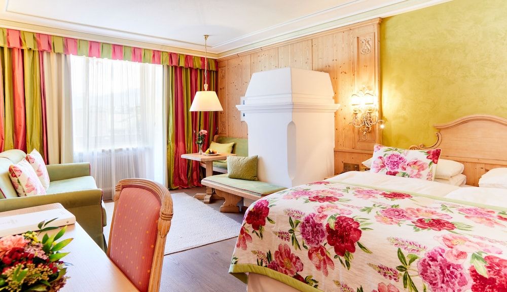 Bild von Junior-Suite, Badewanne, Bergblick (40m²)