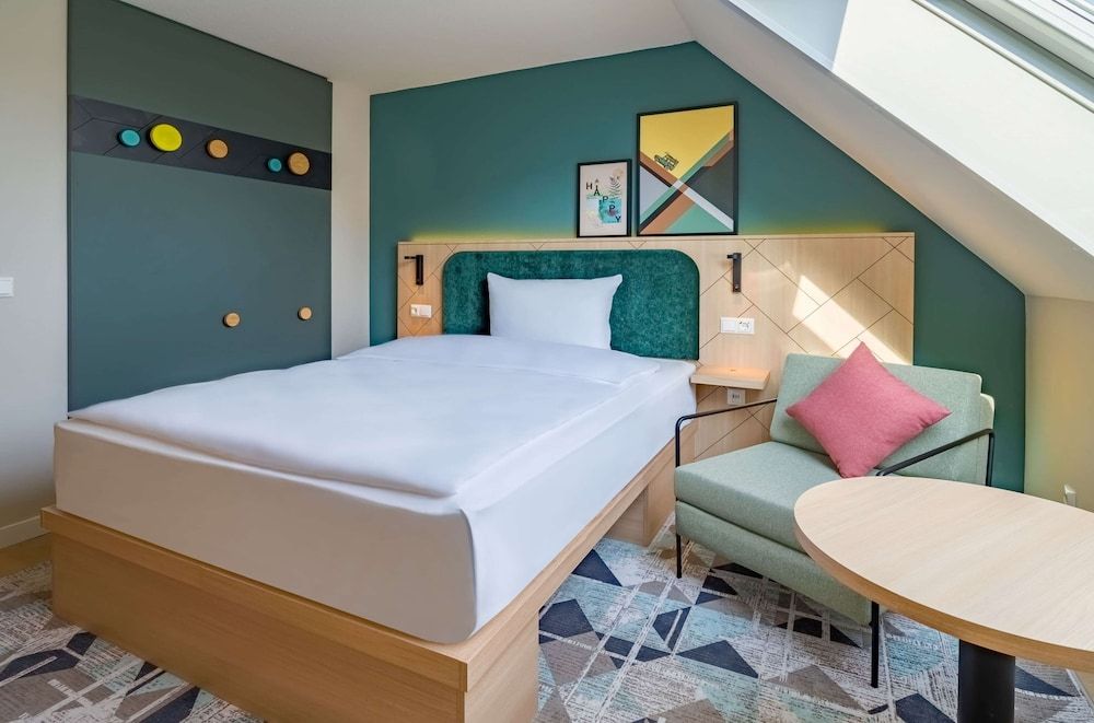 Bild von Zimmer, 1 Queen-Bett, Kochnische