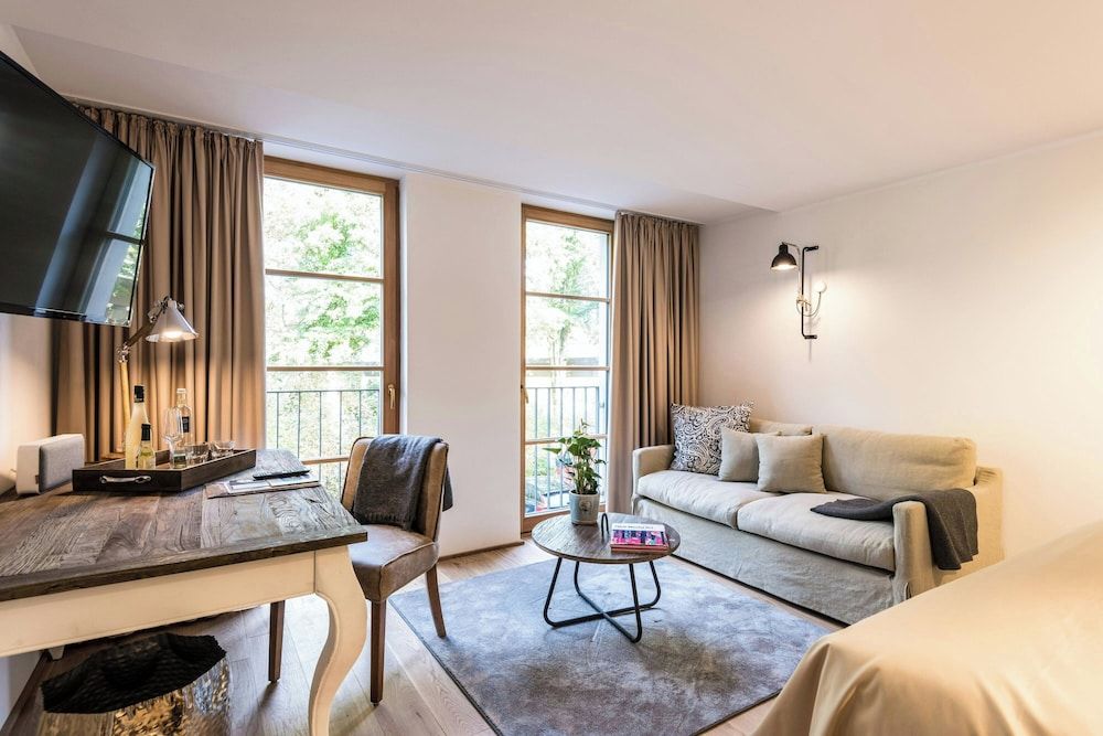 Bild von Superior-Zimmer, 1 King-Bett, Gartenblick