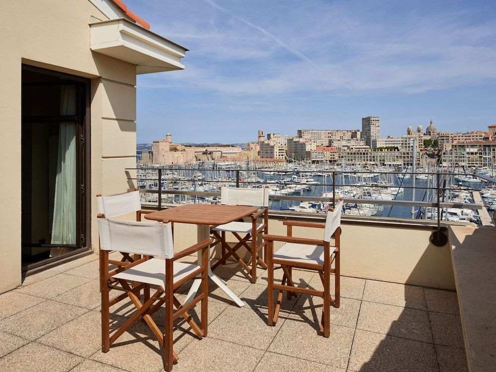 Bild von Suite, 1 Schlafzimmer, Terrasse (Port View)