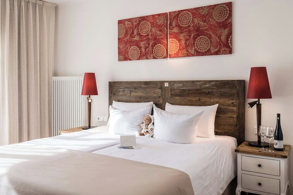Bild von Junior-Suite, 1 King-Bett, Gartenblick