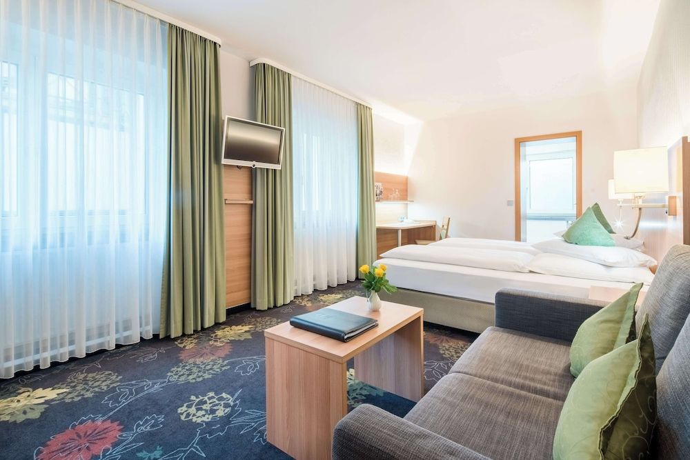 Bild von Comfort-Zimmer, 2 Einzelbetten (Larger Room;Quiet Location)