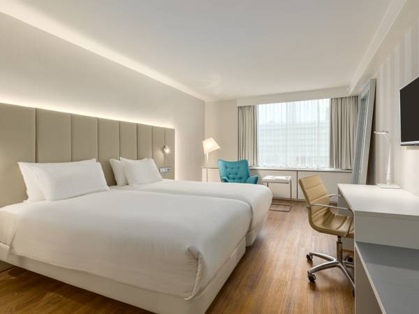 NH Utrecht - DinnerSpecial - ROOM