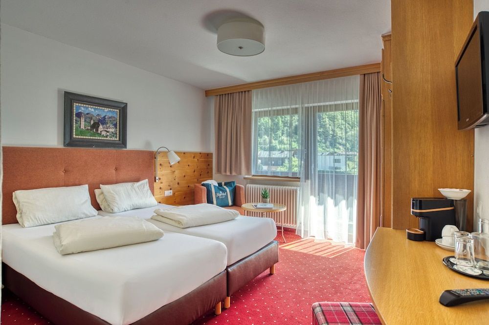 Bild von Doppelzimmer, Balkon, Bergblick