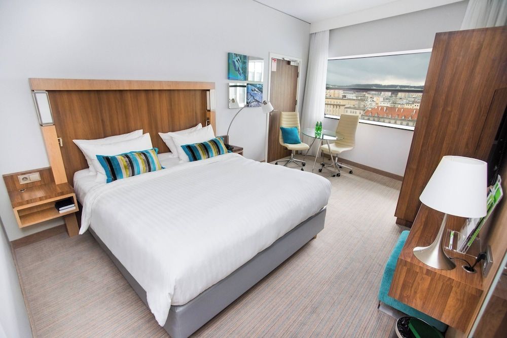 Bild von Zimmer, 1 King-Bett, Nichtraucher, Blick auf den Innenhof