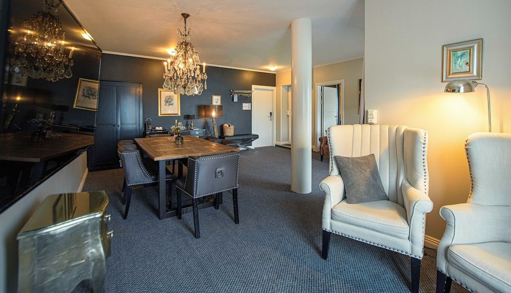 Bild von Suite (Stangeland)