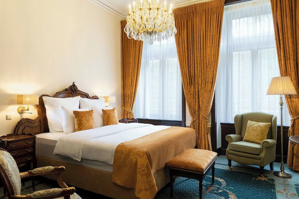 Bild von Zimmer, 1 King-Bett, Nichtraucher, Blick auf den Weinberg