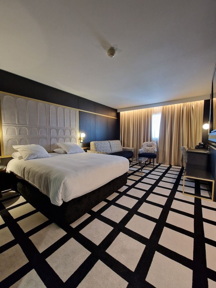 Bild von Deluxe-Zimmer, 1 Doppelbett und Schlafsofa
