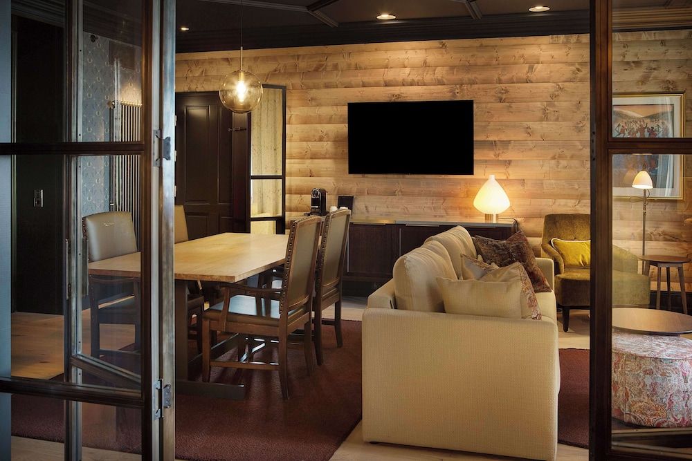 Bild von Suite (Master | Drage)